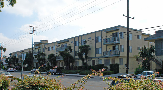 Culver Apartments in Los Angeles, CA - Foto de edificio - Building Photo
