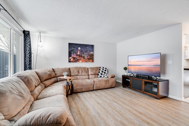 property at 414 Belle Aire Dr