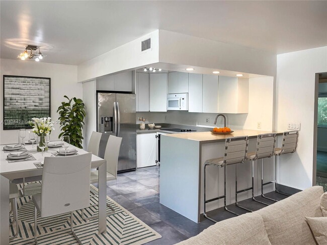 property at 1250 Miami Rd