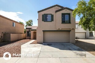 8341 W Hughes Dr in Phoenix, AZ - Building Photo