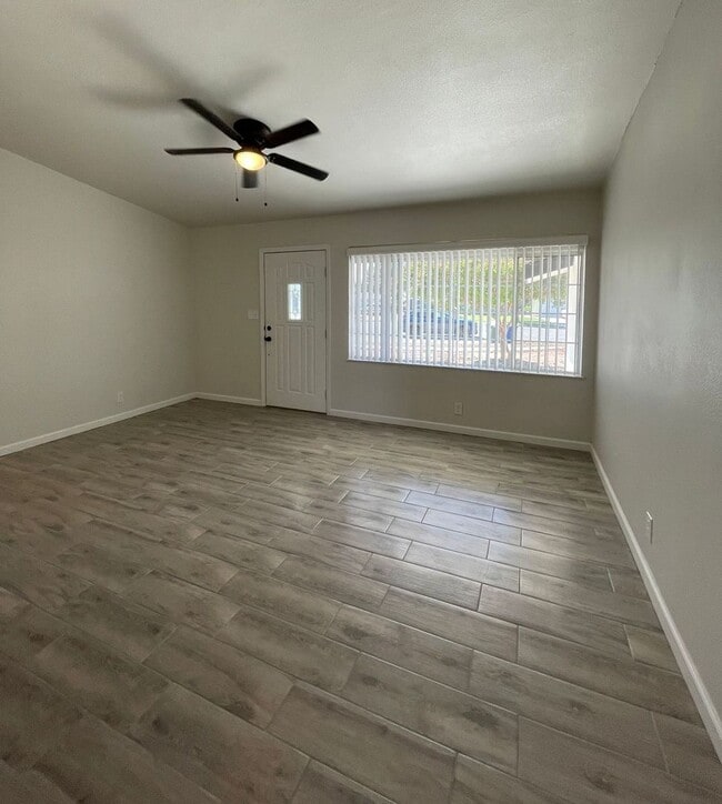 6358 N Glenn Ave in Fresno, CA - Building Photo - Building Photo