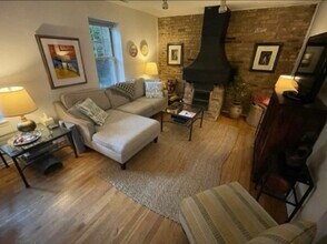 2217 N Cleveland Ave in Chicago, IL - Building Photo - Building Photo
