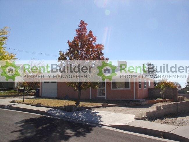 property at 14104 Turner Pl NE