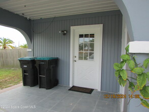 3294 Galleon Ave NE in Palm Bay, FL - Foto de edificio - Building Photo