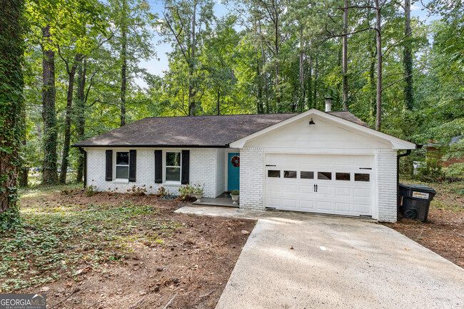 101 Hunters Halt in Peachtree City, GA - Foto de edificio - Building Photo