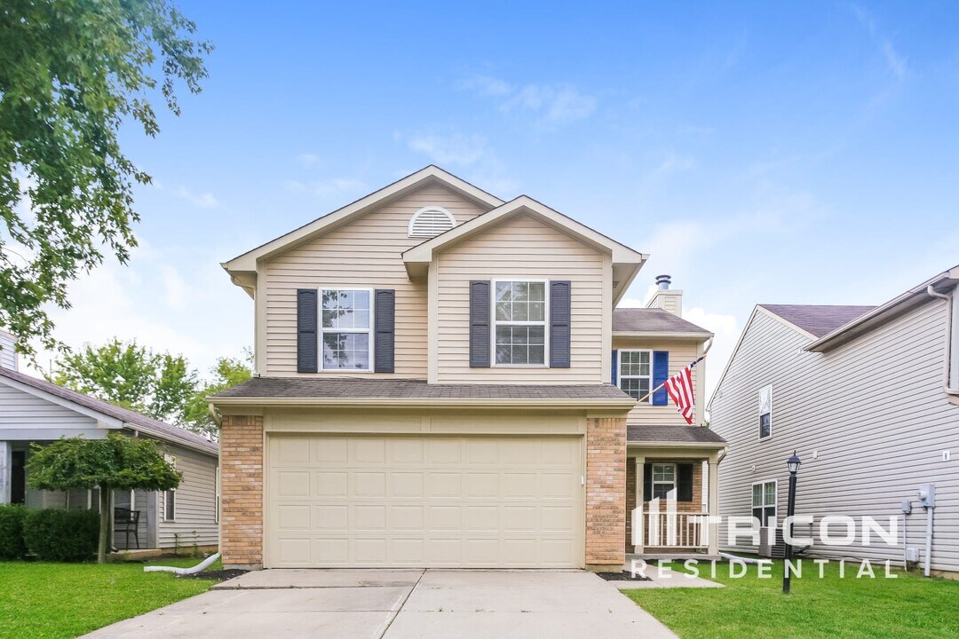 10339 Draycott Ave in Indianapolis, IN - Foto de edificio