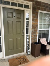 175 Mill Creek Dr in Canton, GA - Building Photo - Building Photo