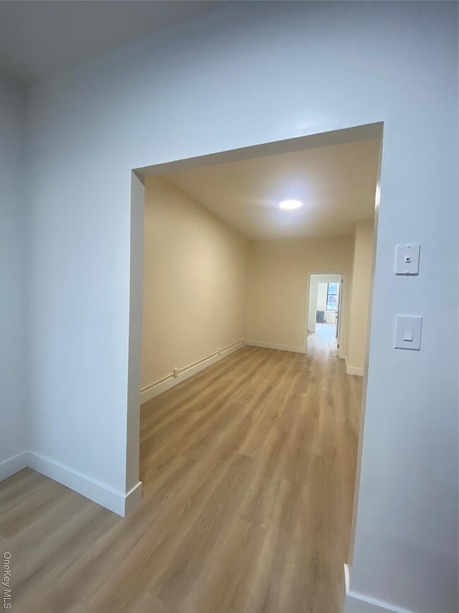 73-17 72nd St in Queens, NY - Building Photo - Building Photo