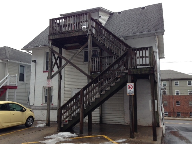 187 N Fairview St, Unit 1 in Lock Haven, PA - Foto de edificio - Building Photo