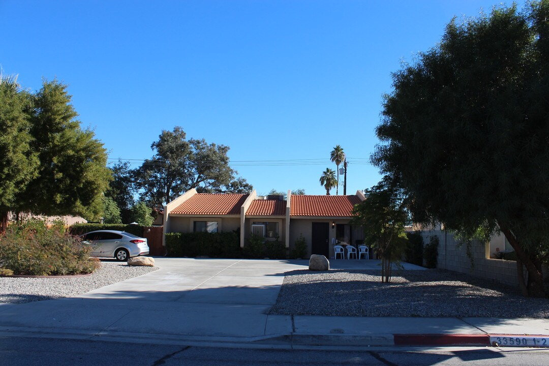 33590 Shifting Sands Trail, Unit #2 in Cathedral City, CA - Building Photo