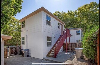 911 Myrtle St in San Jose, CA - Foto de edificio - Building Photo