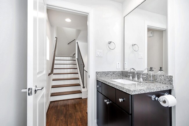 property at 1221 Bonner St