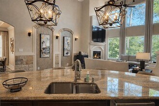 43 W Loftwood Cir in The Woodlands, TX - Building Photo - Building Photo