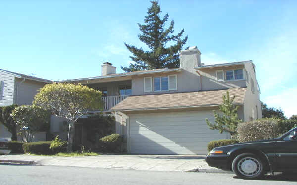 1719 Clemens Rd in Oakland, CA - Building Photo - Building Photo