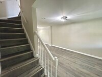 906 Whitmore Ave photo'