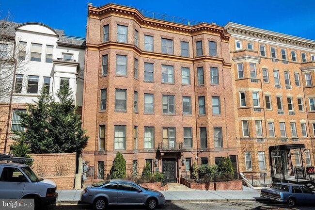 property at 1417 Chapin St NW