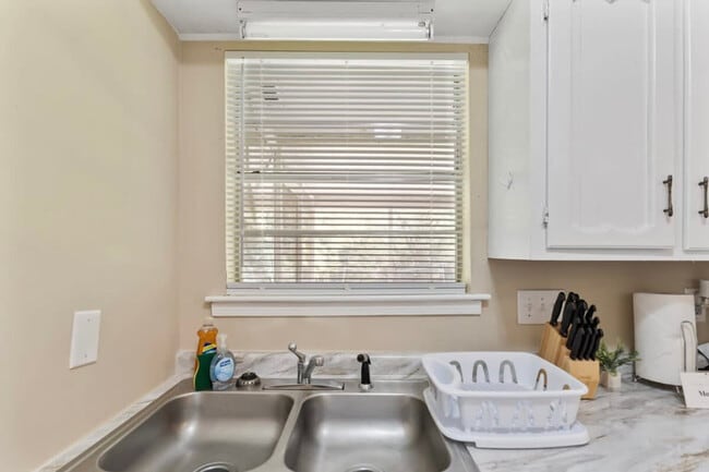 564 Glade Park Loop