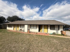 2607 Ektom Dr in Austin, TX - Building Photo - Building Photo