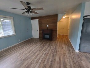 9 Lokit St in Ocean Shores, WA - Building Photo - Building Photo