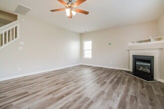 8112 Rolling Glenn Dr in Raleigh, NC - Building Photo - Building Photo