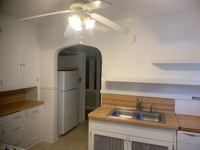 5021 S 28th Ave in Minneapolis, MN - Foto de edificio - Building Photo