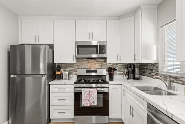 1161 Felspar St in San Diego, CA - Building Photo - Building Photo