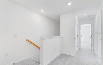 172 Riverfront Wy in Edgewater, FL - Building Photo - Building Photo