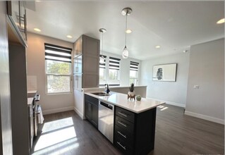 1514 W River St in Boise, ID - Foto de edificio - Building Photo