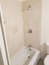 59 Babcock St, Unit A3 in Brookline, MA - Foto de edificio - Building Photo