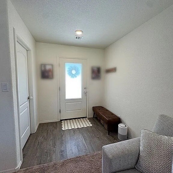 3892 Hernandez St SW in Los Lunas, NM - Building Photo - Building Photo