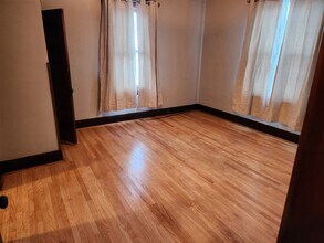 1395 Section Rd, Unit Unit #2 - 2nd Floor-Duple in Cincinnati, OH - Building Photo - Building Photo