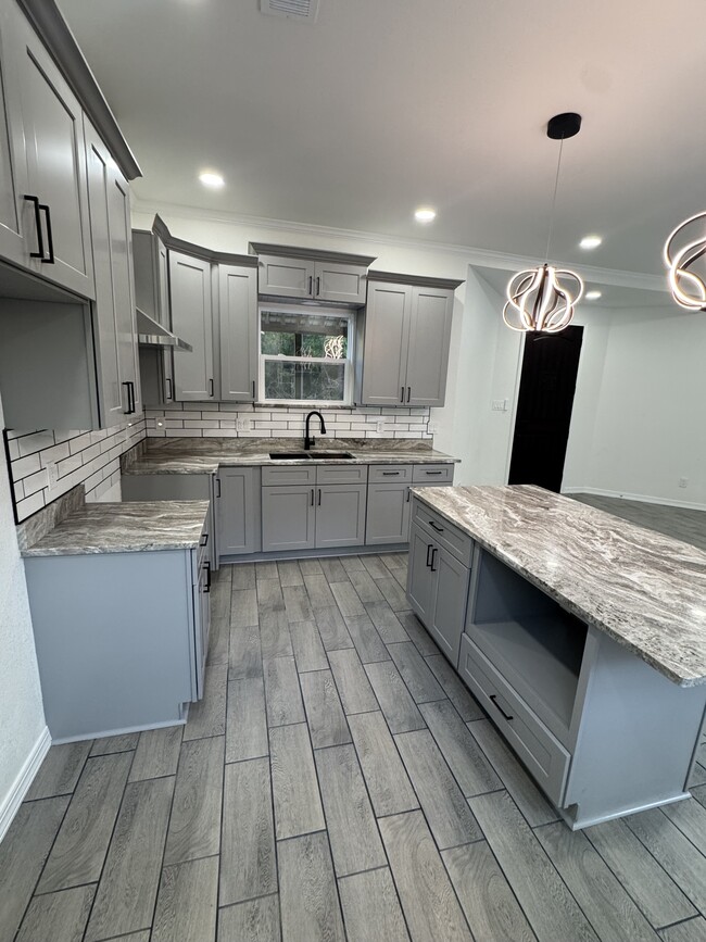 109 Cuchens Ln in Defuniak Springs, FL - Building Photo - Building Photo