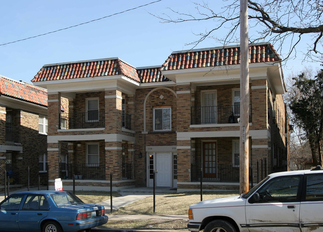 2729 Campbell in Kansas City, MO - Foto de edificio - Building Photo