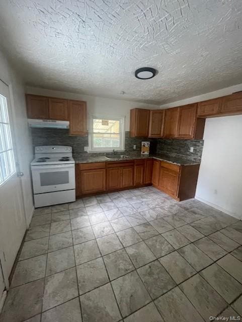 46 Napoli Dr in Wyandanch, NY - Building Photo - Building Photo