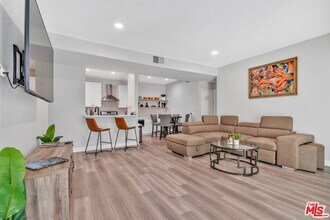 433 E Tamarack Ave in Inglewood, CA - Building Photo - Building Photo