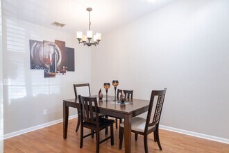 1526 Merry Oaks Ct in Tallahassee, FL - Building Photo - Building Photo