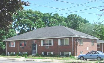 1900-1904 River St in Hyde Park, MA - Foto de edificio