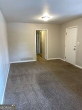 5898 Elaine Dr in Morrow, GA - Building Photo - Building Photo