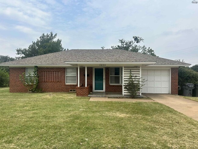 property at 4800 Earl St