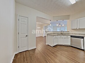 3917 Abernathy Farm Way in Acworth, GA - Building Photo - Building Photo