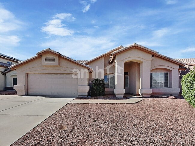 8748 W Acapulco Ln