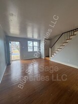 902 Maple Ave in Glenolden, PA - Building Photo - Building Photo