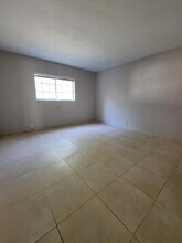 104 Palm Beach Trace Dr in Royal Palm Beach, FL - Building Photo - Building Photo