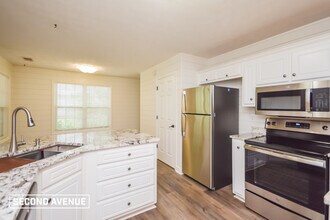 125 Flowers Dr in Covington, GA - Building Photo - Building Photo