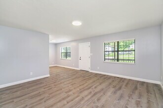 1826 Tillery St NE in Knoxville, TN - Building Photo - Building Photo