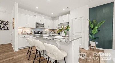 10219 Guardian Dr in Charlotte, NC - Building Photo - Building Photo