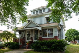 335-337 Eureka Rd in Wyandotte, MI - Building Photo
