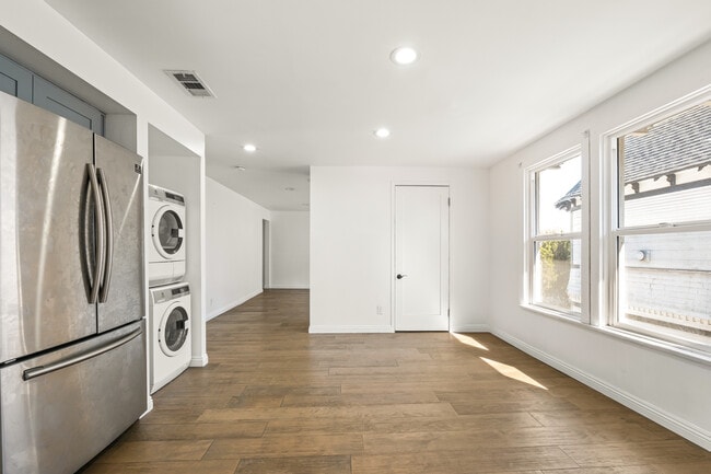 1703 S Burlington Ave, Unit 1703 S. Burlington Ave. in Los Angeles, CA - Building Photo - Building Photo