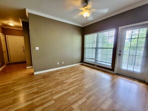700 Daniel Ellis Dr in Charleston, SC - Building Photo - Building Photo