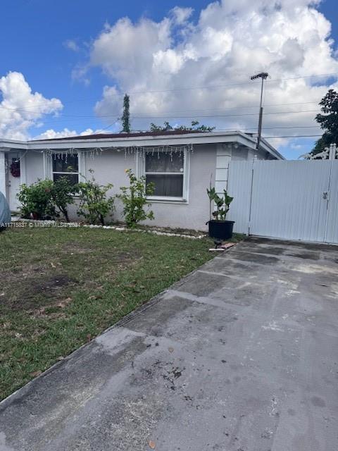 14661 Pierce St in Miami, FL - Building Photo - Building Photo